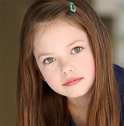 breaking dawn renesmee cullen. Renesmee Cullen, the love
