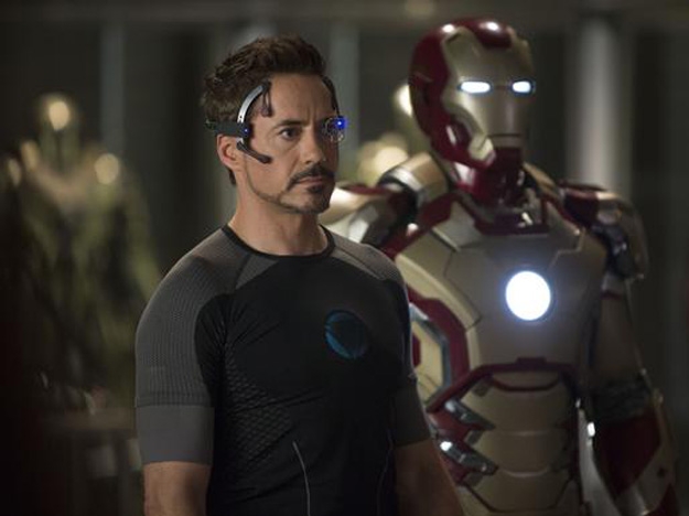 It's official: Robert Downey Jr. signs on for Avengers 2 and 3